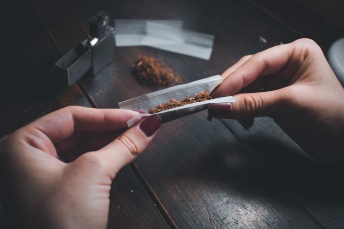 Leia mais sobre o artigo Liberação da Posse de Maconha e Convivência em Condomínios